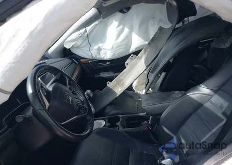 2019 Honda Crv z USA, uszkodzony, nr VIN 7FARW2H83KE014317